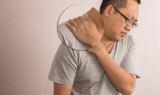 右肩膀痛警惕四种病 右侧肩膀疼痛引起原因